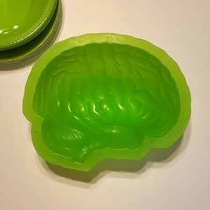 Brain Mold Green Plastic Jello Party Halloween Zombie
